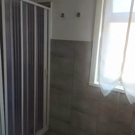 Damm House 아파트 지아르디니낙소스